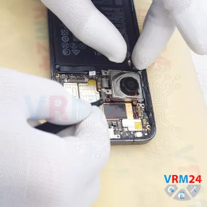 How to disassemble Huawei Pura 70, Step 17/4