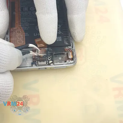 How to disassemble Xiaomi POCO F4, Step 11/3