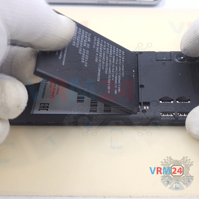 How to disassemble ZTE Blade A530, Step 3/3