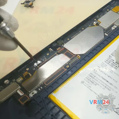 How to disassemble Huawei Mediapad T10s, Step 8/7