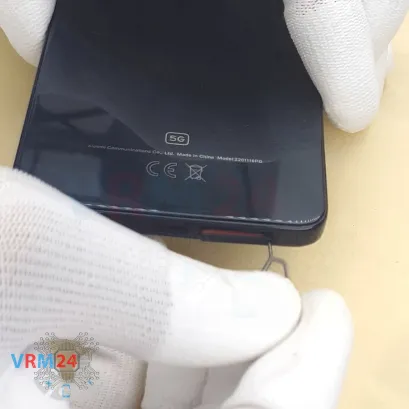 How to disassemble Xiaomi POCO X4 Pro, Step 2/3