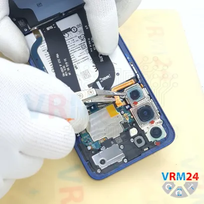 How to disassemble Samsung Galaxy S25 SM-S931, Step 6/2