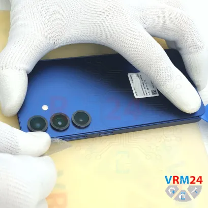 How to disassemble Samsung Galaxy S25 SM-S931, Step 3/4