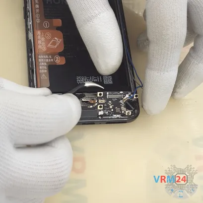 Cómo desmontar Honor 90, Paso 11/3