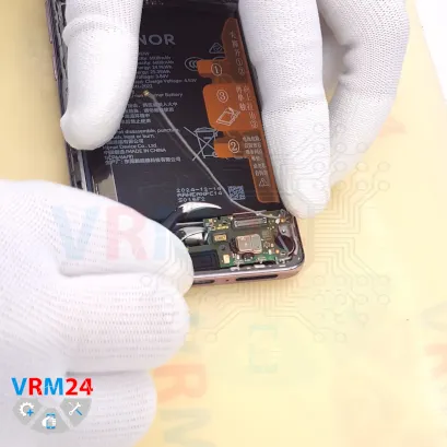 How to disassemble Honor X9c, Step 13/3