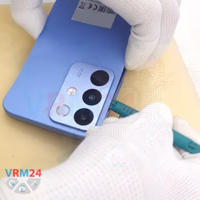 How to disassemble Realme C85, Step 3/5