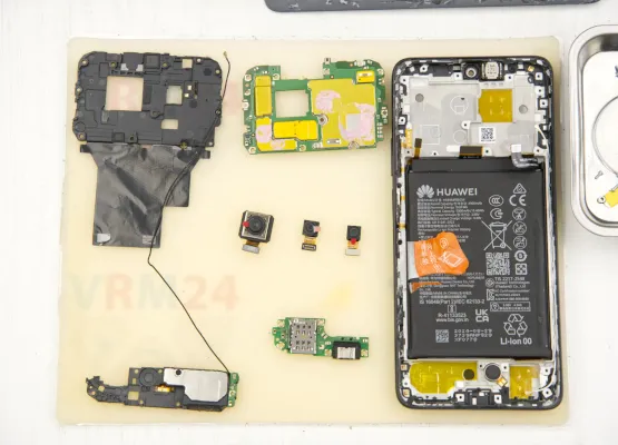 How to disassemble Huawei Nova 12i
