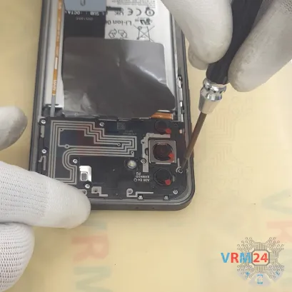How to disassemble Samsung Galaxy A36 SM-A366, Step 4/4