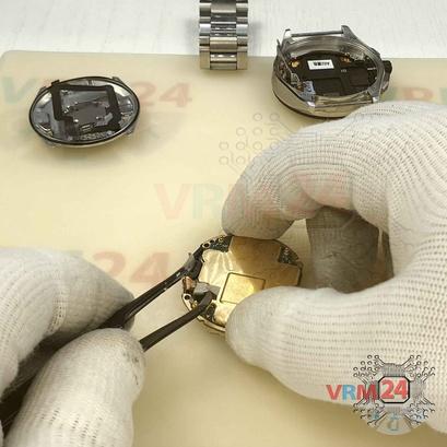 How to disassemble TAG Heuer Connected 2020, Step 11/3