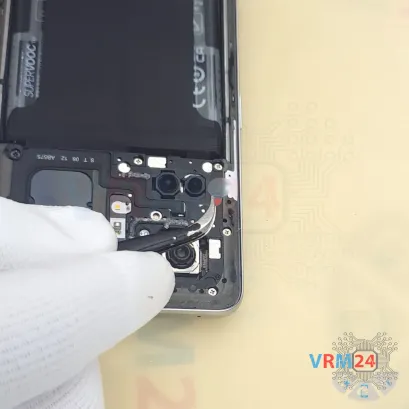 How to disassemble Realme GT Neo 5 SE, Step 3/5