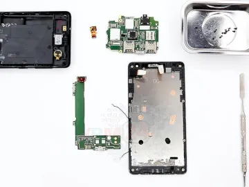 Cómo desmontar Nokia Lumia 735 RM-1038