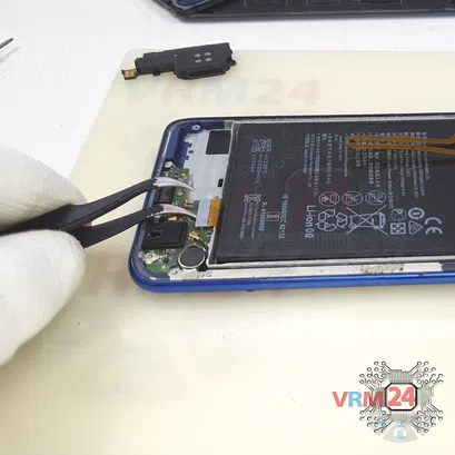 How to disassemble Huawei P Smart Z, Step 12/2