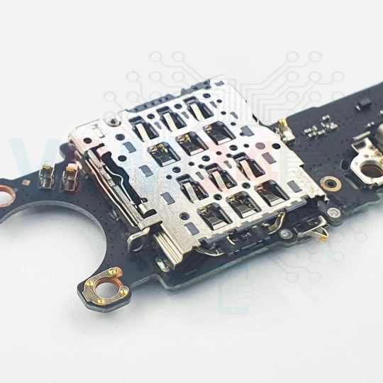 Sim connector