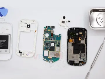 How to disassemble Samsung Galaxy S3 Mini GT-i8190