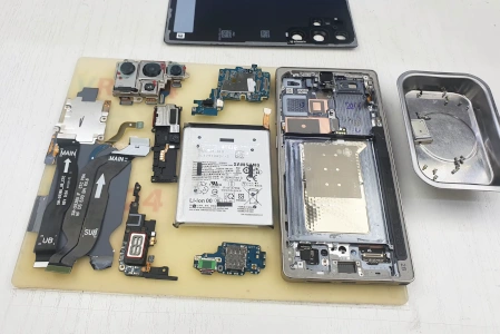 Samsung Galaxy S25 Ultra SM-S938