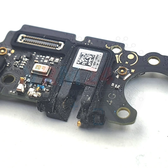 Headphone Port