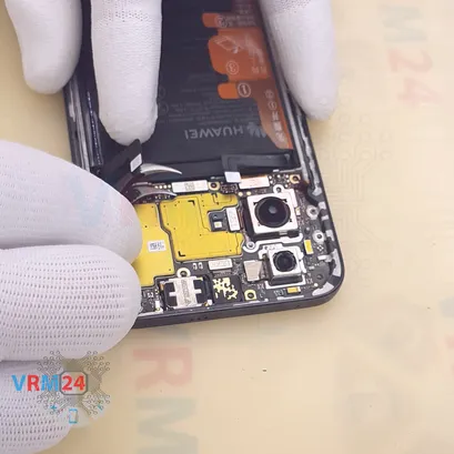 How to disassemble Huawei Nova 11, Step 12/2