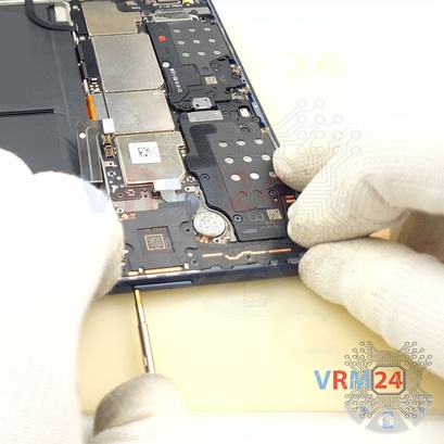 How to disassemble Huawei MatePad Pro 10.8'', Step 3/3
