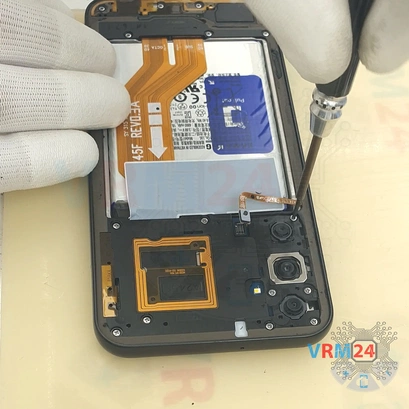 Como desmontar Samsung Galaxy A24 SM-A245 por si mesmo, Passo 4/4