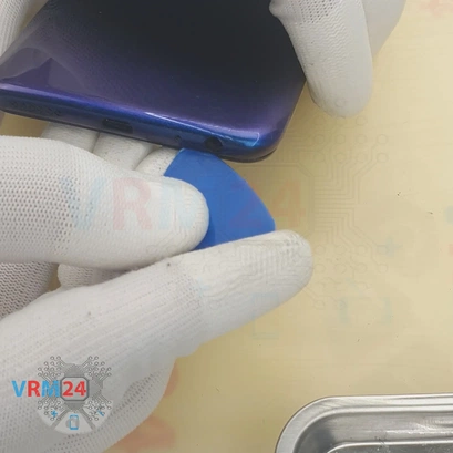 How to disassemble vivo Y93, Step 3/3