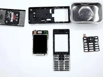 How to disassemble Fly DS131