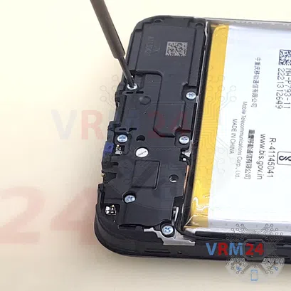 How to disassemble Realme C25, Step 7/3