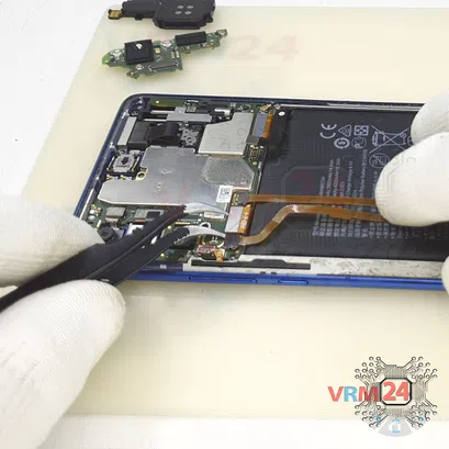 How to disassemble Huawei P Smart Z, Step 8/3