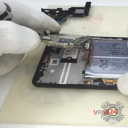 How to disassemble Sony Xperia L3, Step 14/3