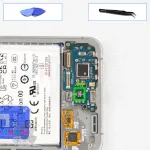 Как разобрать Samsung Galaxy S24 FE SM-S721, Шаг 11/1
