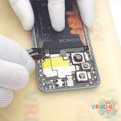 How to disassemble HONOR 200, Step 7/2