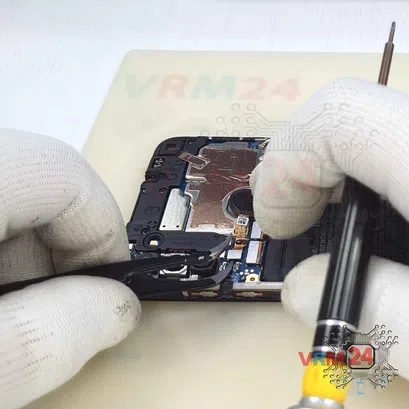 How to disassemble Samsung Galaxy A11 SM-A115, Step 6/3