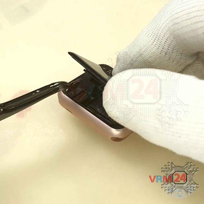 How to disassemble Apple Watch Series 1, Step 3/4