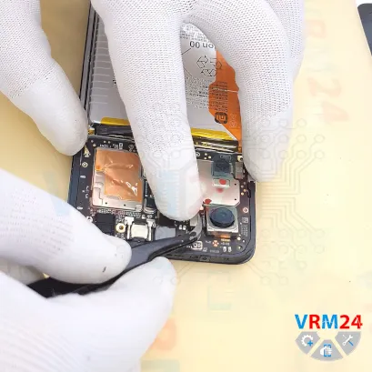 Cómo desmontar Xiaomi POCO M6, Paso 13/3