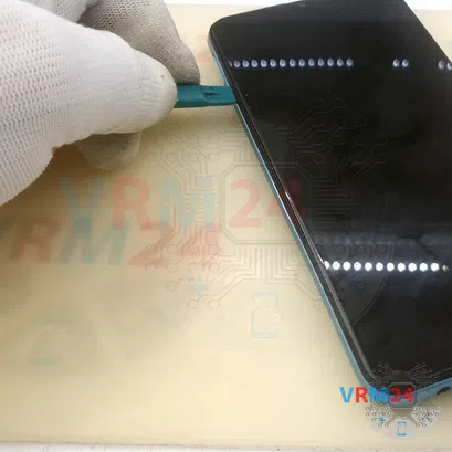 How to disassemble Realme C21Y, Step 3/3