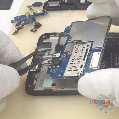 How to disassemble Nokia 1.4 TA-1322, Step 16/3