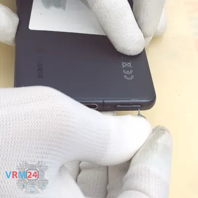 Cómo desmontar Xiaomi 12 Pro, Paso 2/3