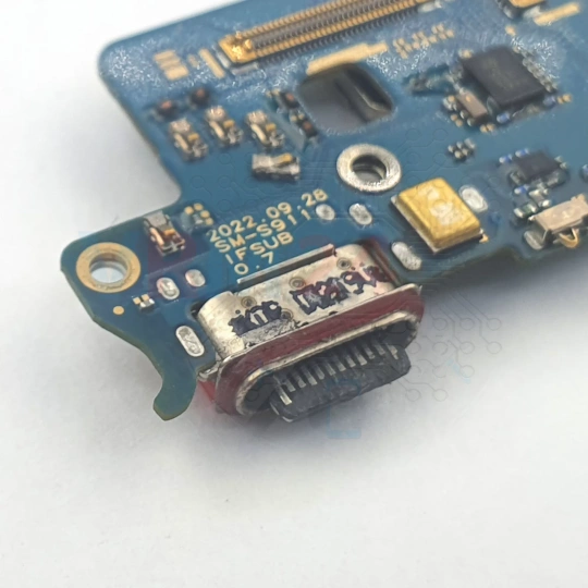 Charging port