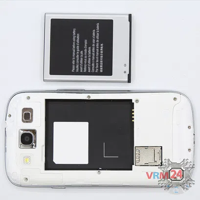 Cómo desmontar Samsung Galaxy S3 Neo GT-I9301i, Paso 2/2