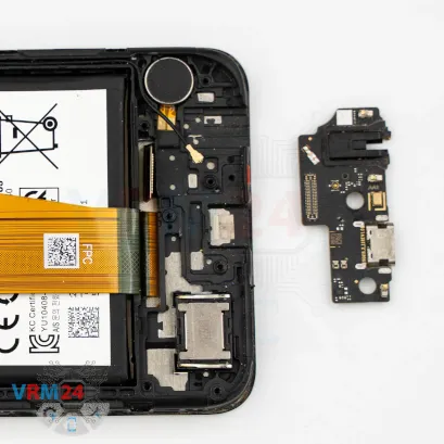 How to disassemble Samsung Galaxy A04 SM-A045, Step 10/2
