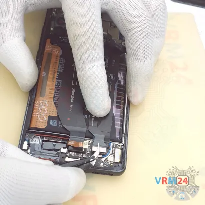 Cómo desmontar Xiaomi 12 Pro, Paso 11/3