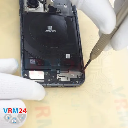 How to disassemble Huawei Pura 70, Step 9/3