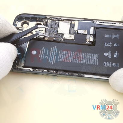 Cómo desmontar Apple iPhone 11 Pro, Paso 12/5
