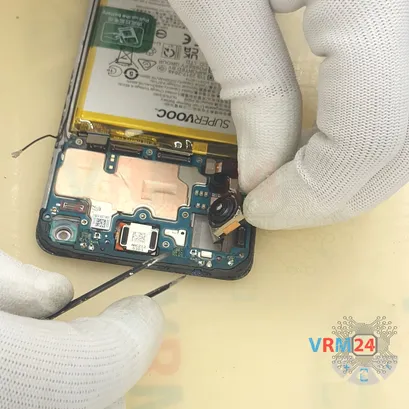 How to disassemble Oppo Reno8 T, Step 12/4