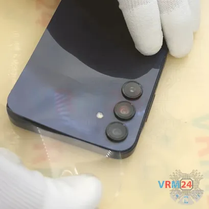 Как разобрать Samsung Galaxy А15 SM-A155, Шаг 3/5