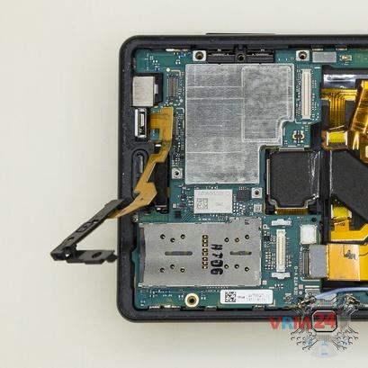 How to disassemble Sony Xperia XZ2, Step 24/2