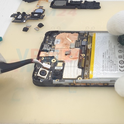 How to disassemble Realme C15, Step 13/4