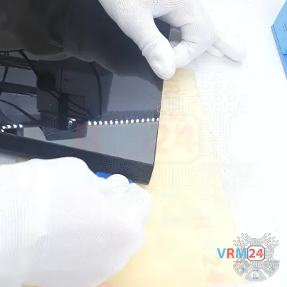 How to disassemble Lenovo Yoga Pad Pro 13, Step 2/3