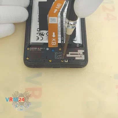 Cómo desmontar Asus ZenFone 8 I006D, Paso 8/3