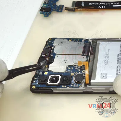 Cómo desmontar Samsung Galaxy A41 SM-A415, Paso 11/3