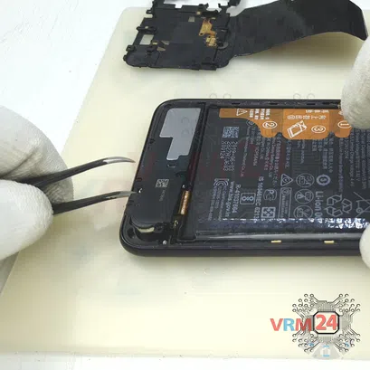 How to disassemble Huawei Honor 20 Pro, Step 7/3